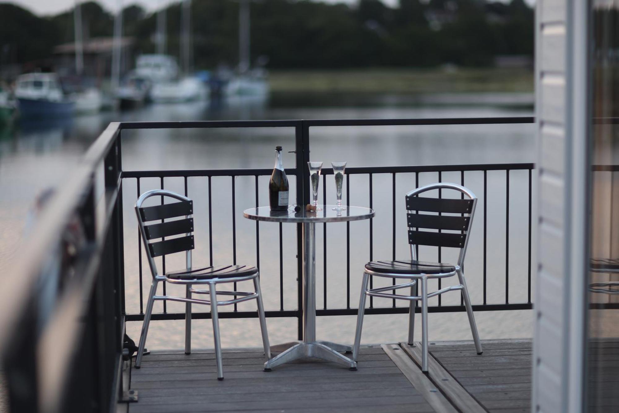Mercury Yacht Harbour And Holiday Park Bursledon エクステリア 写真