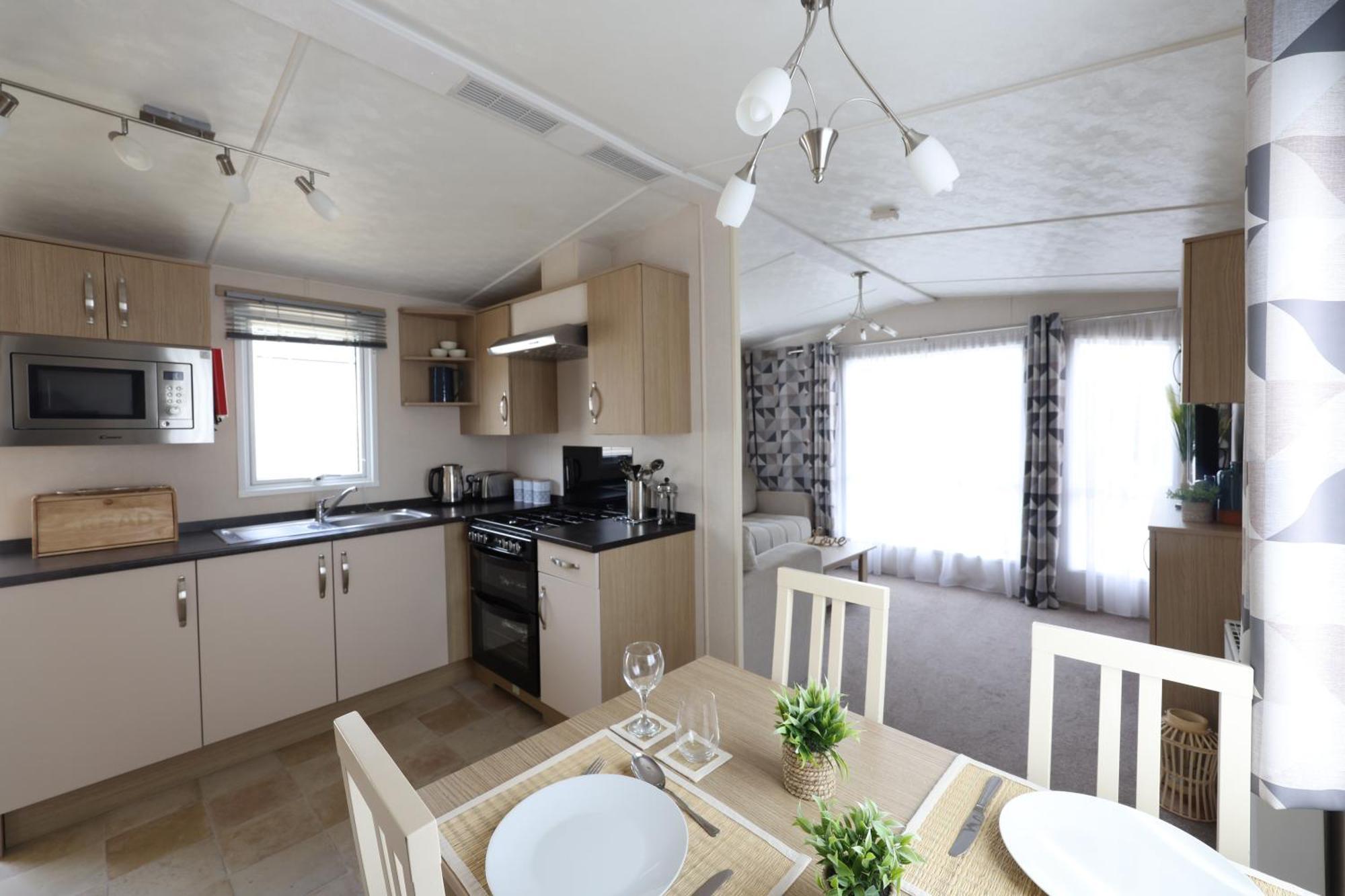 Mercury Yacht Harbour And Holiday Park Bursledon エクステリア 写真
